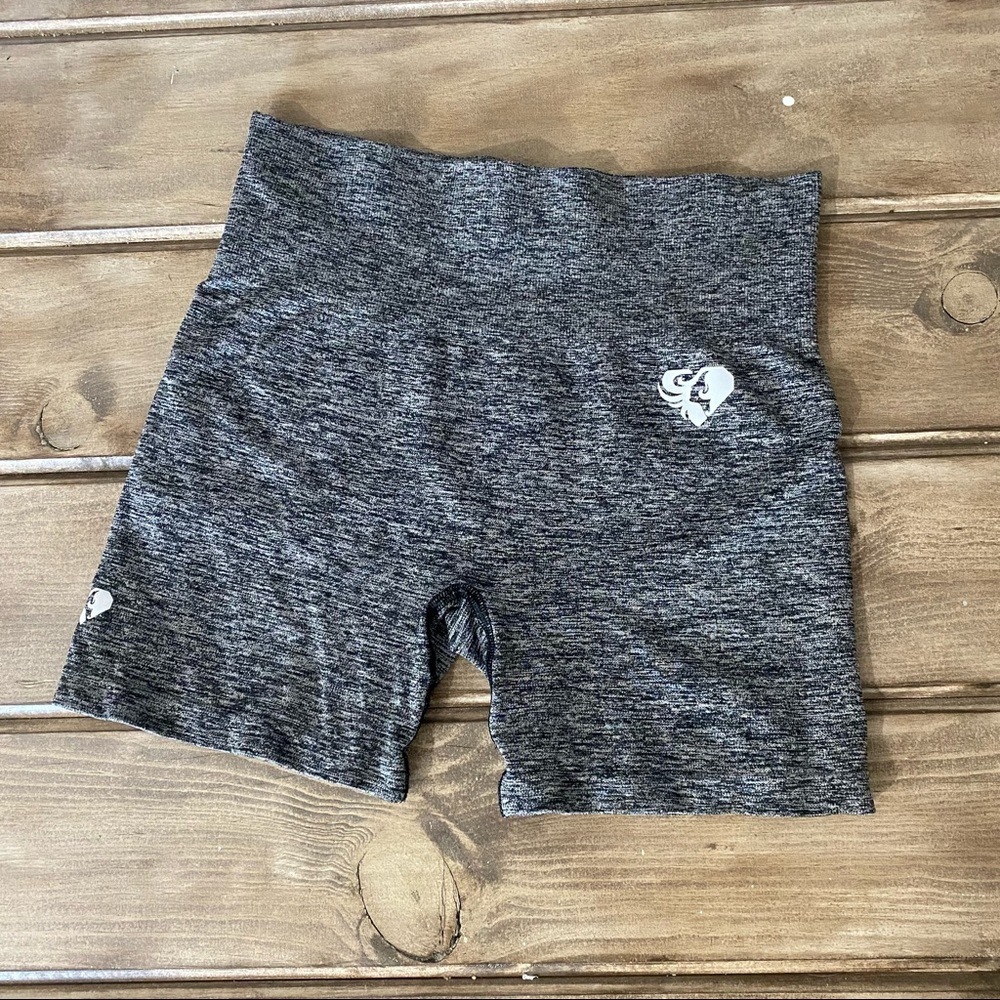Womens Best Gray / Grey Move Seamless Shorts